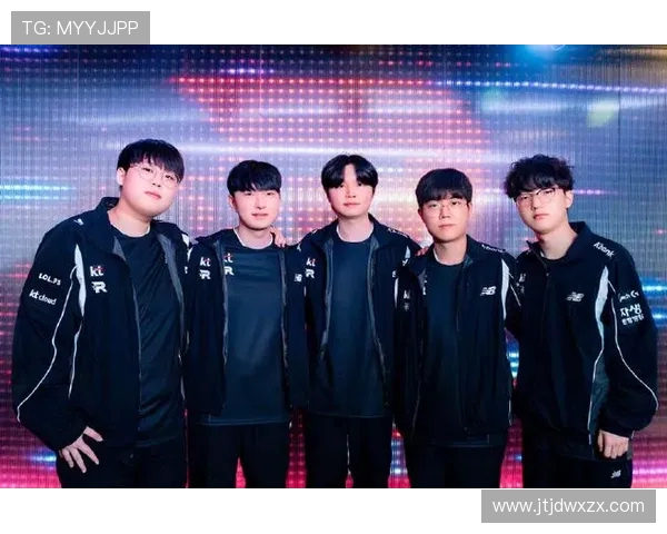 KT战队迎战MKOI战队 LCK与LEC激烈对抗引爆全球电竞热潮